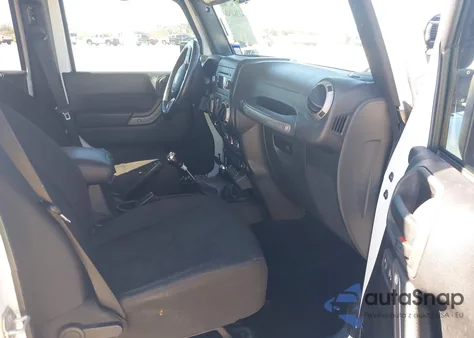 2015 Jeep Wrangler Unlimited Willys Wheeler из США, поврежденный, VIN 1C4BJWDG6FL753992